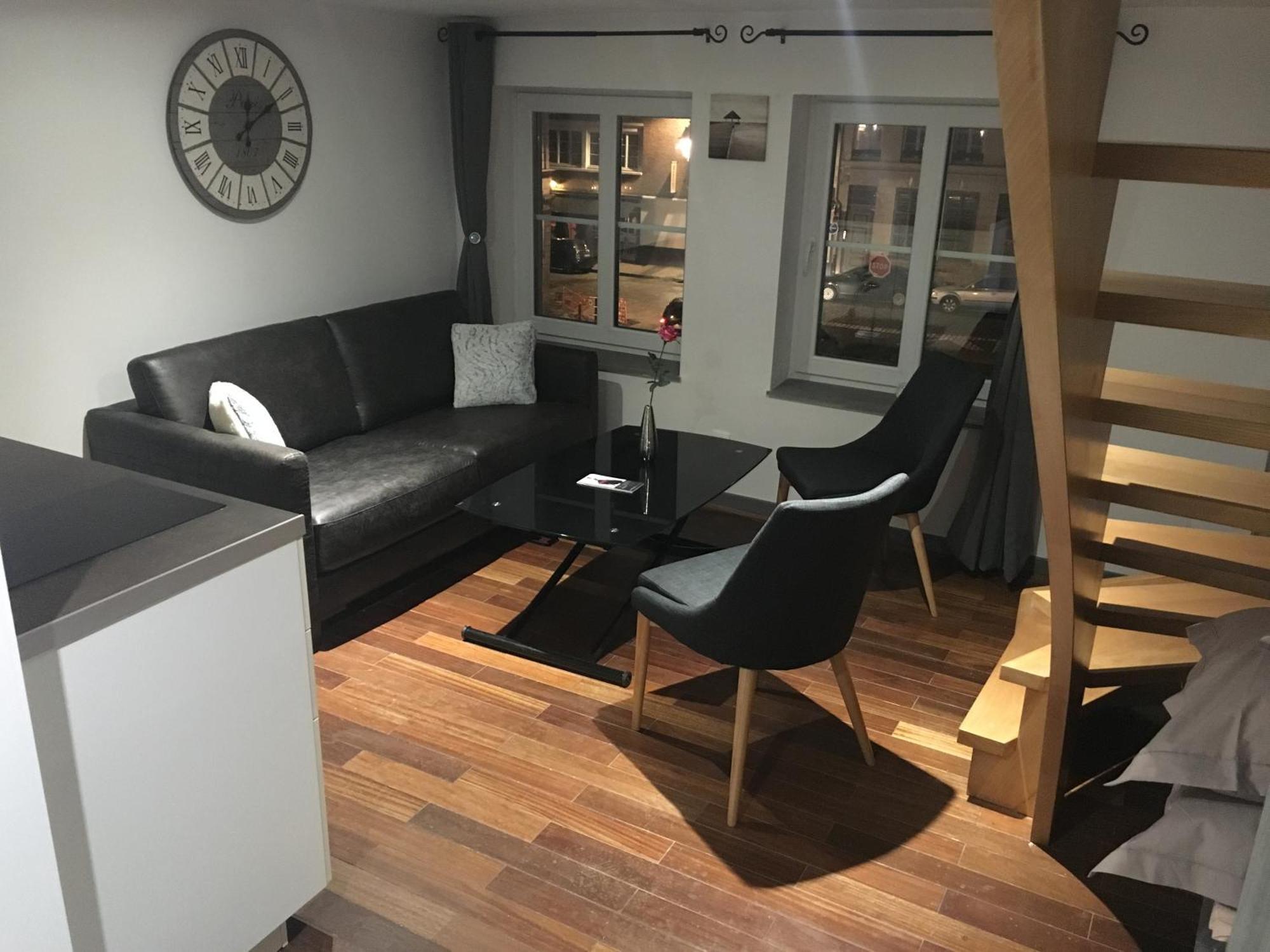 Little Plaza Appart'Hotel Lille Exterior photo