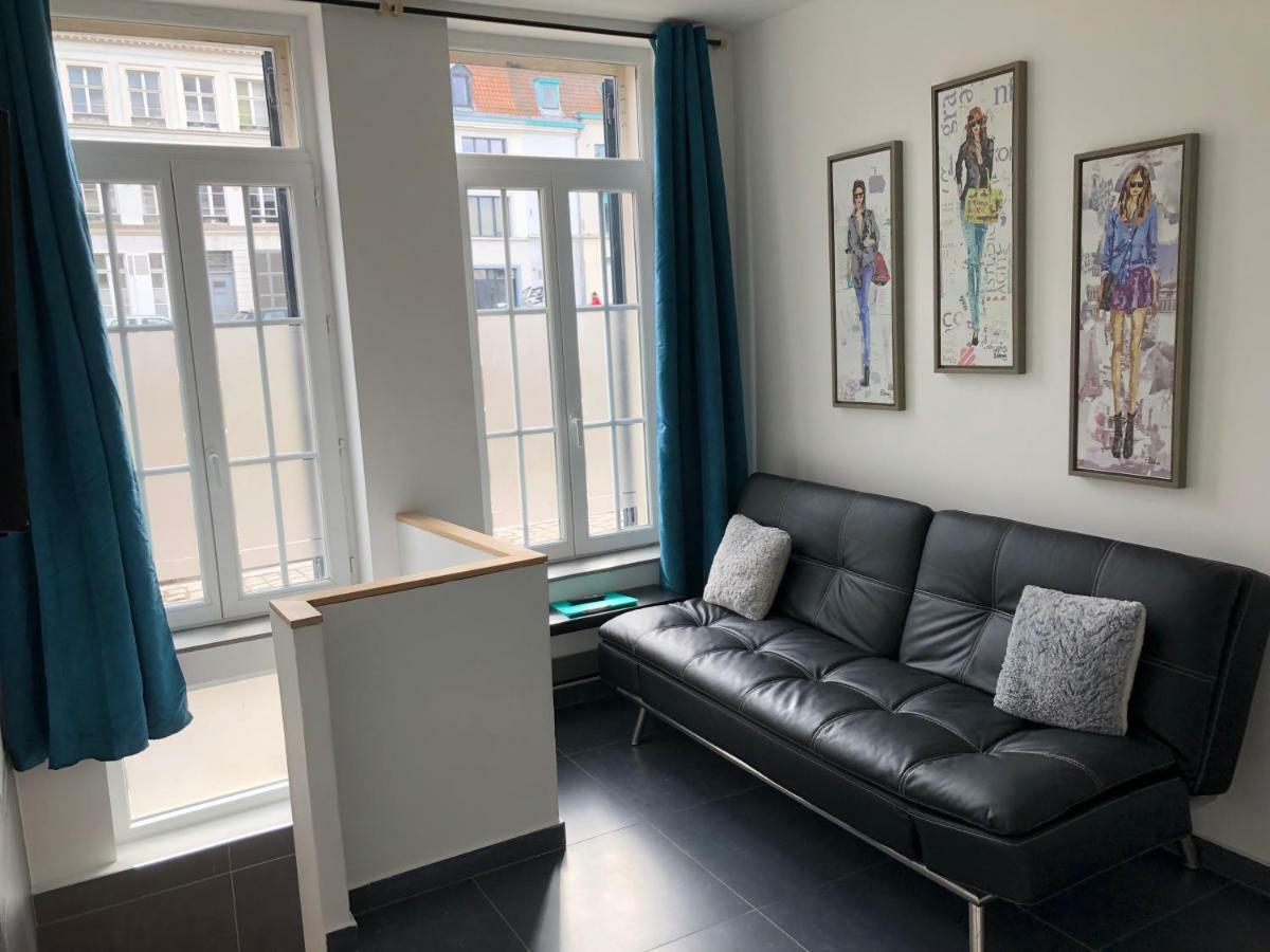 Little Plaza Appart'Hotel Lille Exterior photo